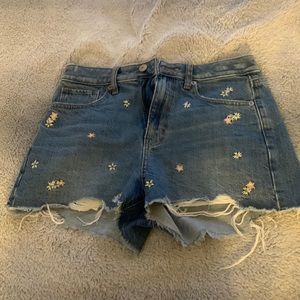 american eagle shorts.